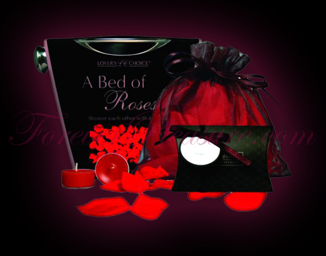 Lover's Choice A Bed Of Roses Gift Set